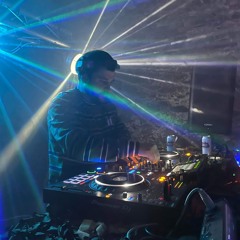DJ Lew:s