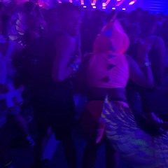 raving.mami