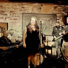 Miss Julia and the Swinging  Sidekicks