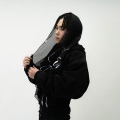 Listen to SKUNK by XAN in ☠️🩸🖤 playlist online for free on