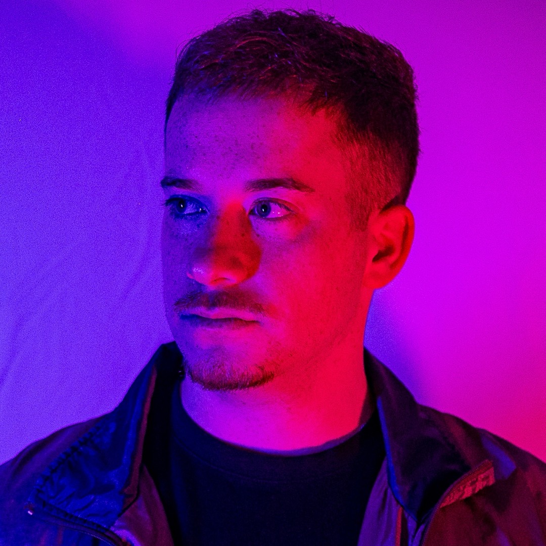 Stream Toni Valero music | Listen to songs, albums, playlists for