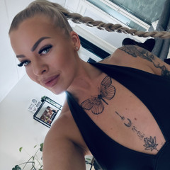 JanikaAnne