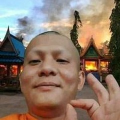 Quốc Việt Authentic