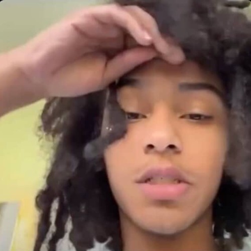 must b stupid og snippet