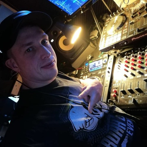 DARKTEKK GEISTERSTUNDE