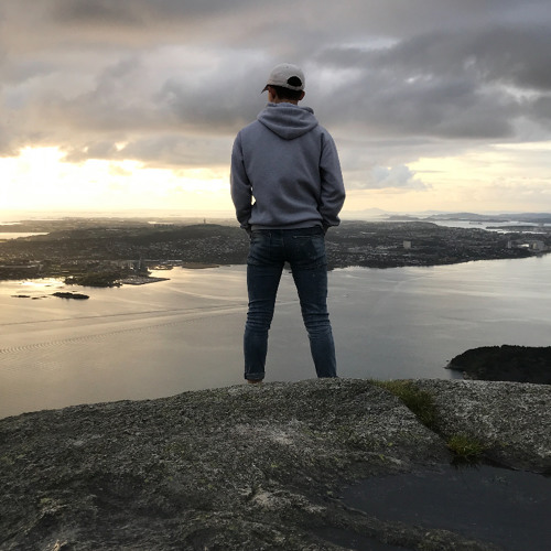 Aldri
