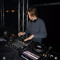 Dj theo