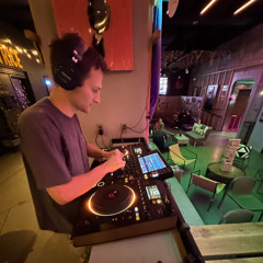 DJ Dave