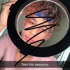 hollywood lewi😈!.