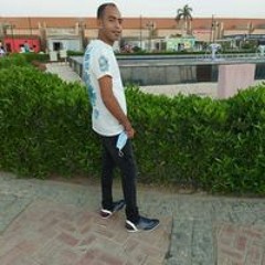 مدحت فتحي