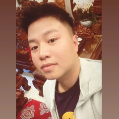 KẸO ĐANG TAN TRONG MIỆNG