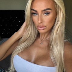 Chloe Broome