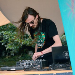 A.U.M [Retro Future Trance]