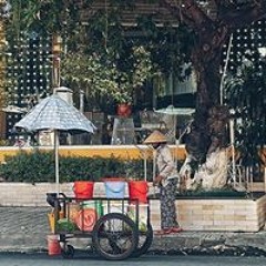 Bóng Mây Qua Thềm