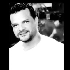 مش بقي غير اشواقي .. ادم