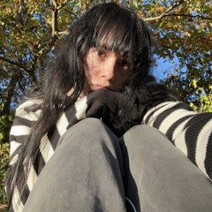 Cemetery Girl °☾𖤓