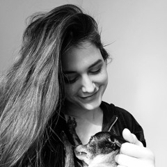 flying free, into the music⚡️🎉