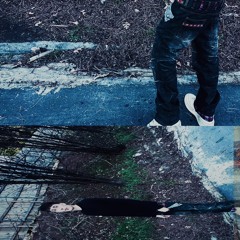 whosdelow
