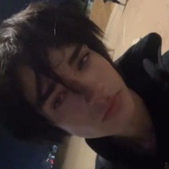 𝘓𝘶𝘬𝘦𝘦. 🧷