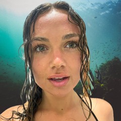 Zoe Azad