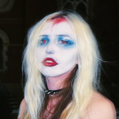 Estella Maise GothicFish 🌩️