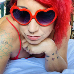 LUNAGIRL