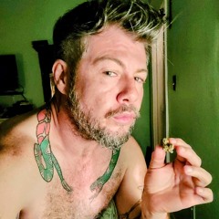 Da Devlin Wears Nada