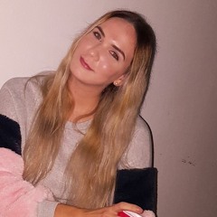 LauraC___
