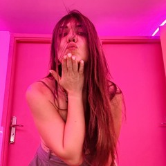 Nesrine Zommit