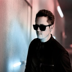 DAN STRIKE