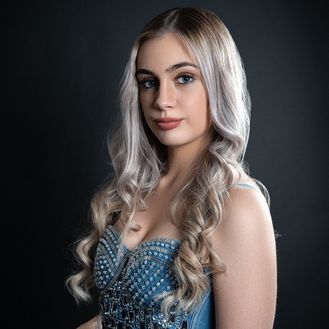 Stream Røza music | Listen to songs, albums, playlists for free on