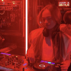 DJ Heidi Rugen
