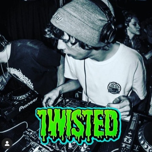 Twisted - Captian Crazy! (Original Mix) ***Re-mastered on SWB 2000 followers LP***