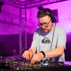 DJ SHEK