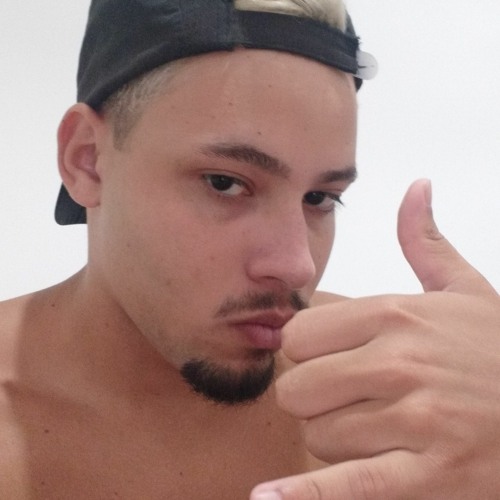 Hugo Souza’s avatar