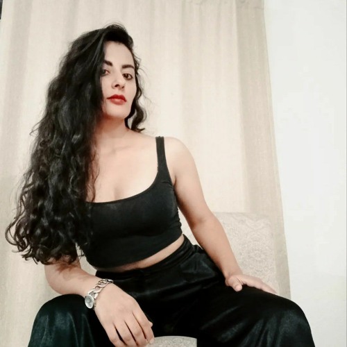Lau Alvarado’s avatar