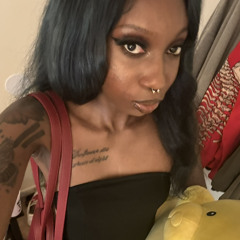 Rose🧛🏿‍♀️