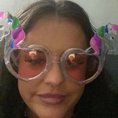 Naomirobertson16
