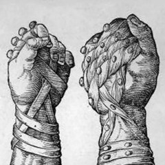 𝔚𝔯𝔞𝔭𝔭𝔢𝔡 𝔎𝔫𝔲𝔠𝔨𝔩𝔢𝔰