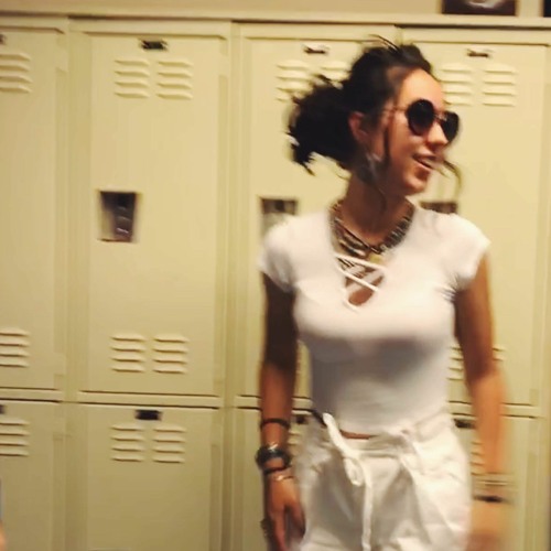 Stream Alouette Batteau music Listen to songs, albums, playlists for