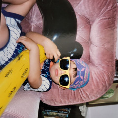 Allyn “Waterbabies” mama