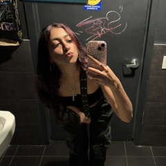 polyjamorousbella
