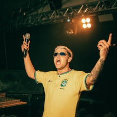 DJ LARREA