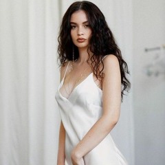 زَهـورَيشن🤍🤍.