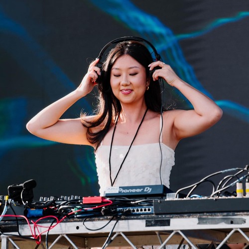 Stream DJ KRYSTAL music | Listen to songs, albums, playlists for free ...