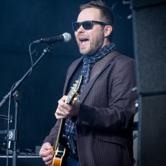 Noel Gallagher (live, demos & acoustic)