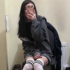 <3