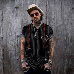Yelawolf