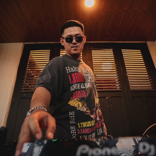 Gary Putra artist photo