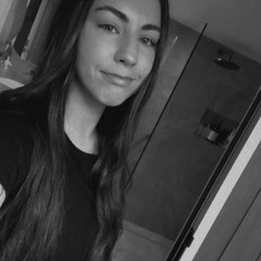 Issy Sansom